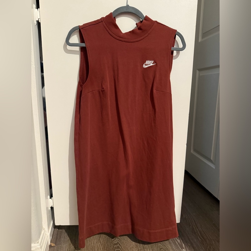 Nike Women's Sleeveless Brick Midi Dress